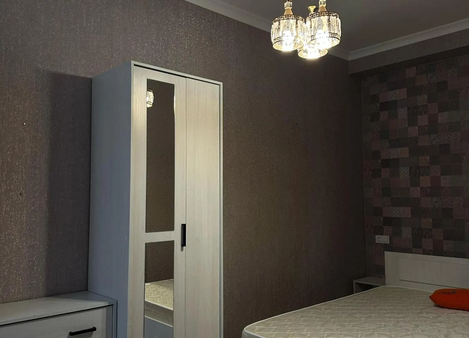 Ferienwohnung Isani Tbilisi Apartment